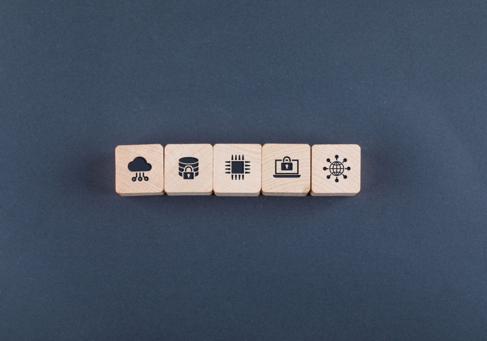 Scalable Microservices with Go and Laravel: Best Strategies for 2025